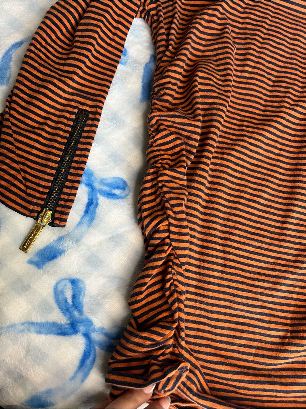 KORS Striped Ruched Top - Picture 3 of 9